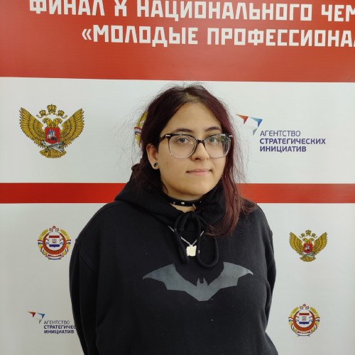 юниоры компетенции "3D моделирование для компьютерных игр" приступили к выполнению задания