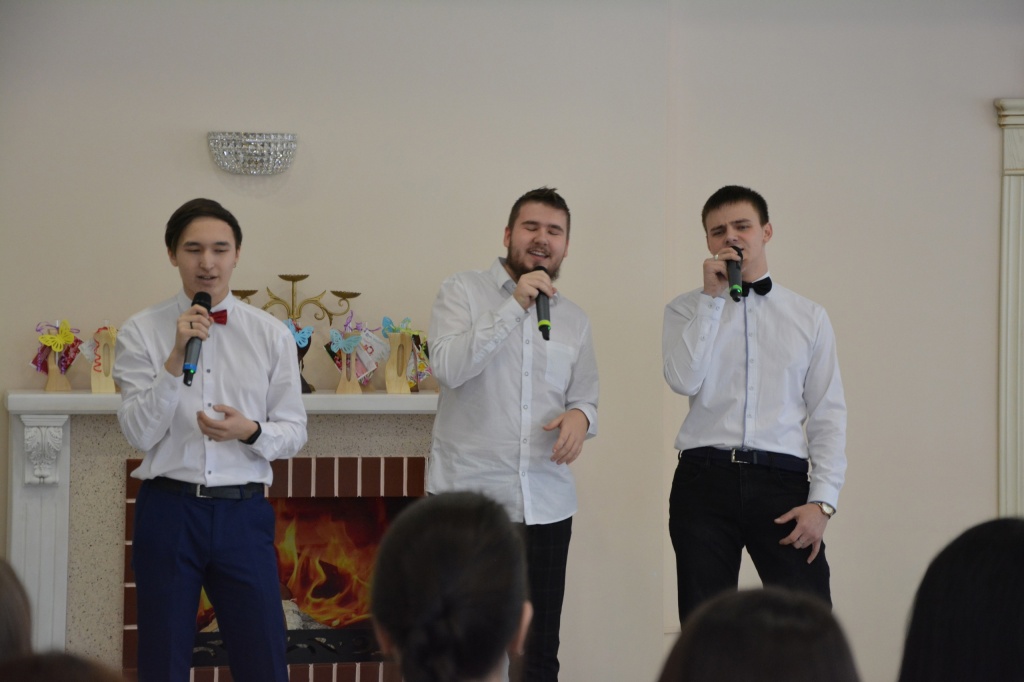 Вокал в подарок.jpg Вокал в подарок.jpg